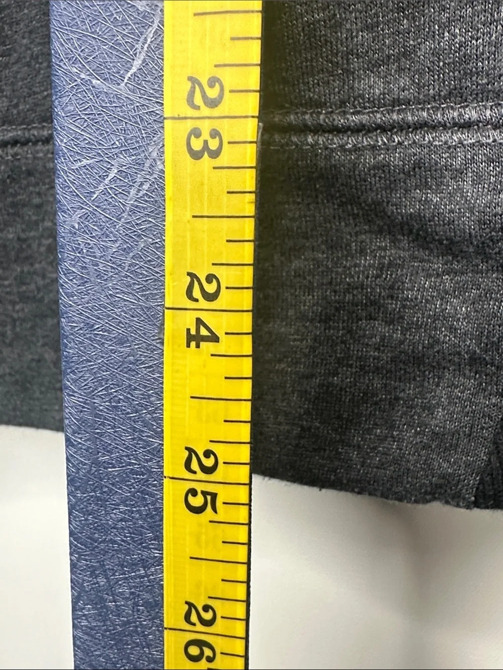 Converse all star chuck taylor  Men's Heather Gray Crewneck Sweatshirt US small